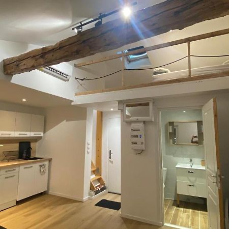 La Chrysalide Apartment La Crau Bagian luar foto