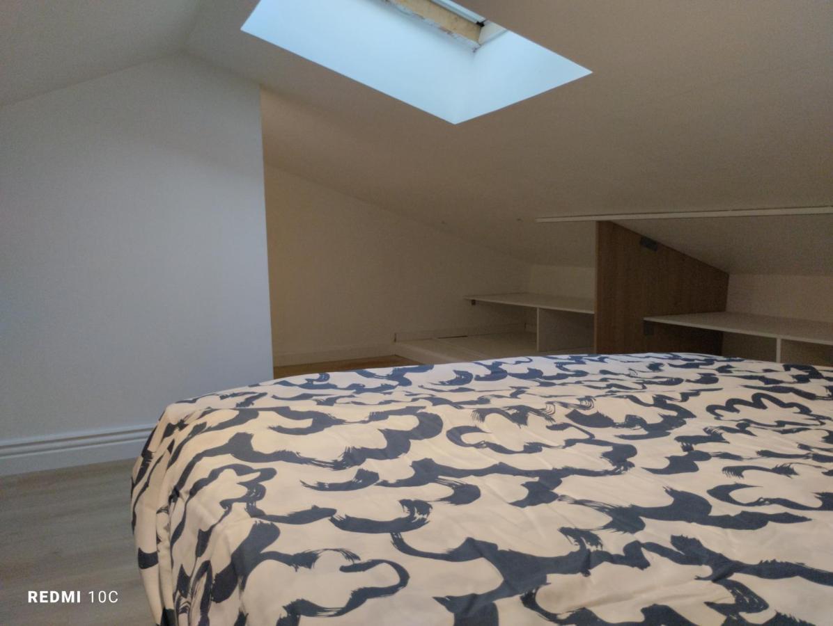 La Chrysalide Apartment La Crau Bagian luar foto
