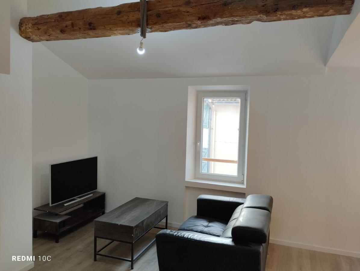La Chrysalide Apartment La Crau Bagian luar foto