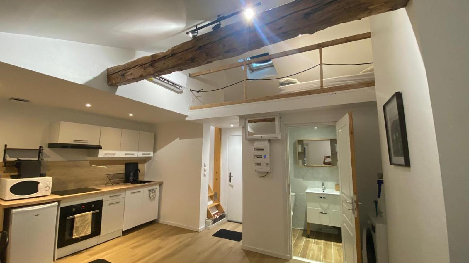 La Chrysalide Apartment La Crau Bagian luar foto